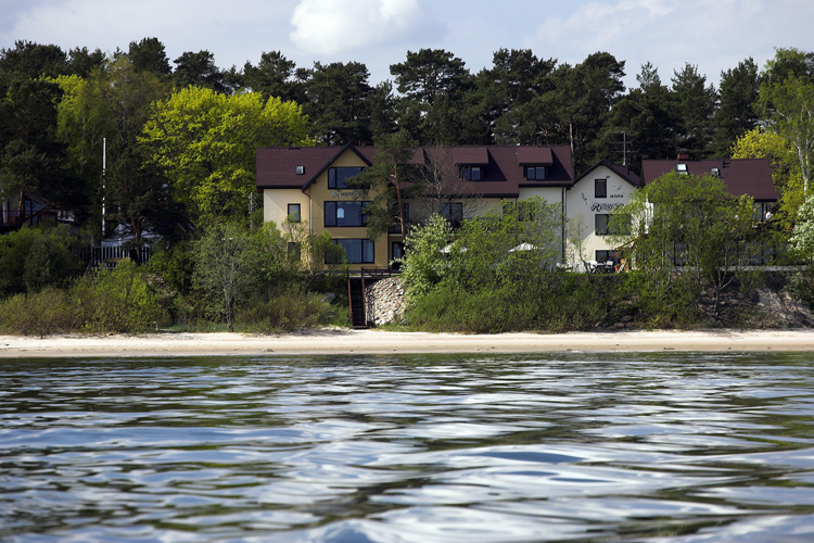 Mare Baltikum Reisen, Christine Salten, Andres Vainumäe, Individualreisen, Gruppenreisen, PKW-Rundreisen, Fahrradtouren, Naturbeobachtung, Vogelbeobachtung, Wanderreisen, Baltikum, Estland, Lettland, Litauen, Polen, Skandinavien, Schweden, Stockholm, Russland, St. Petersburg, Tallinn, Winterreisen, Finnland, Riga, Helsinki, Vilnius, Stockholm, Städtereise, Ostseekurzreisen, Norwegen, Hurtigruten, Oslo, Bergen, Ostseeurlaub, Kurische Nehrung, Memel, Klaipeda, Aktivreisen, Spezialveranstalter, Baltikum, Kaliningrader Gebiet, Königsberg, Strandurlaub, Ostseefähren, Kreuzfahrten Ostsee, Mare Baltikum, Tagesausflüge, Moorwanderung, Lappland, Skigebiet Ylläs, Flughafen Kittilä