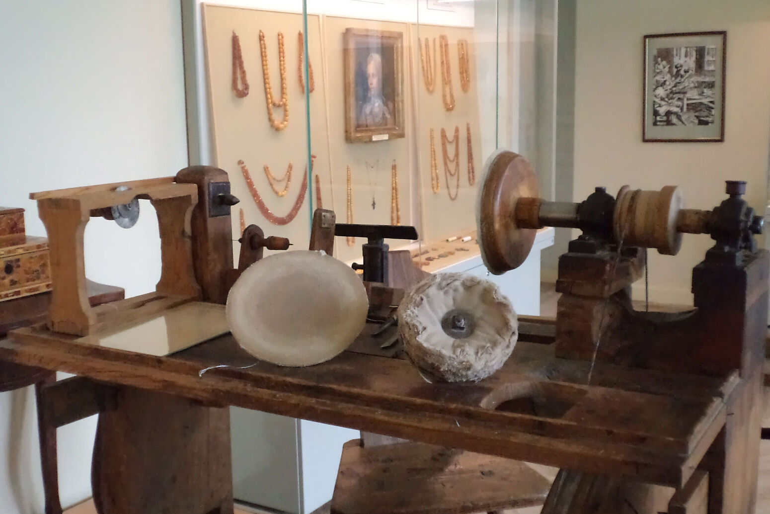 Mare Baltikum Reisen, Christine Salten, Andres Vainumäe, Individualreisen, Gruppenreisen, PKW-Rundreisen, Fahrradtouren, Naturbeobachtung, Vogelbeobachtung, Wanderreisen, Baltikum, Estland, Lettland, Litauen, Polen, Skandinavien, Schweden, Stockholm, Russland, St. Petersburg, Tallinn, Winterreisen, Finnland, Riga, Helsinki, Vilnius, Städtereise, Ostseekurzreisen, Norwegen, Hurtigruten, Oslo, Bergen, Ostseeurlaub, Kurische Nehrung, Memel, Klaipeda, Aktivreisen, Spezialveranstalter, Kaliningrader Gebiet, Königsberg, Strandurlaub, Ostseefähren, Kreuzfahrten Ostsee, Mare Baltikum, Tagesausflüge, Moorwanderung, Lappland, Skigebiet Ylläs, Flughafen Kittilä