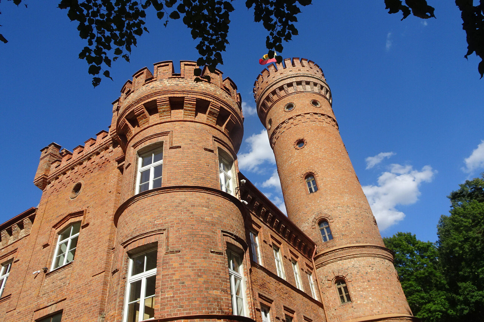 Mare Baltikum Reisen, Christine Salten, Andres Vainumäe, Individualreisen, Gruppenreisen, PKW-Rundreisen, Fahrradtouren, Naturbeobachtung, Vogelbeobachtung, Wanderreisen, Baltikum, Estland, Lettland, Litauen, Polen, Skandinavien, Schweden, Stockholm, Russland, St. Petersburg, Tallinn, Winterreisen, Finnland, Riga, Helsinki, Vilnius, Stockholm, Städtereise, Ostseekurzreisen, Norwegen, Hurtigruten, Oslo, Bergen, Ostseeurlaub, Kurische Nehrung, Memel, Klaipeda, Aktivreisen, Spezialveranstalter, Baltikum, Kaliningrader Gebiet, Königsberg, Strandurlaub, Ostseefähren, Kreuzfahrten Ostsee, Mare Baltikum, Tagesausflüge, Moorwanderung, Lappland, Skigebiet Ylläs, Flughafen Kittilä
