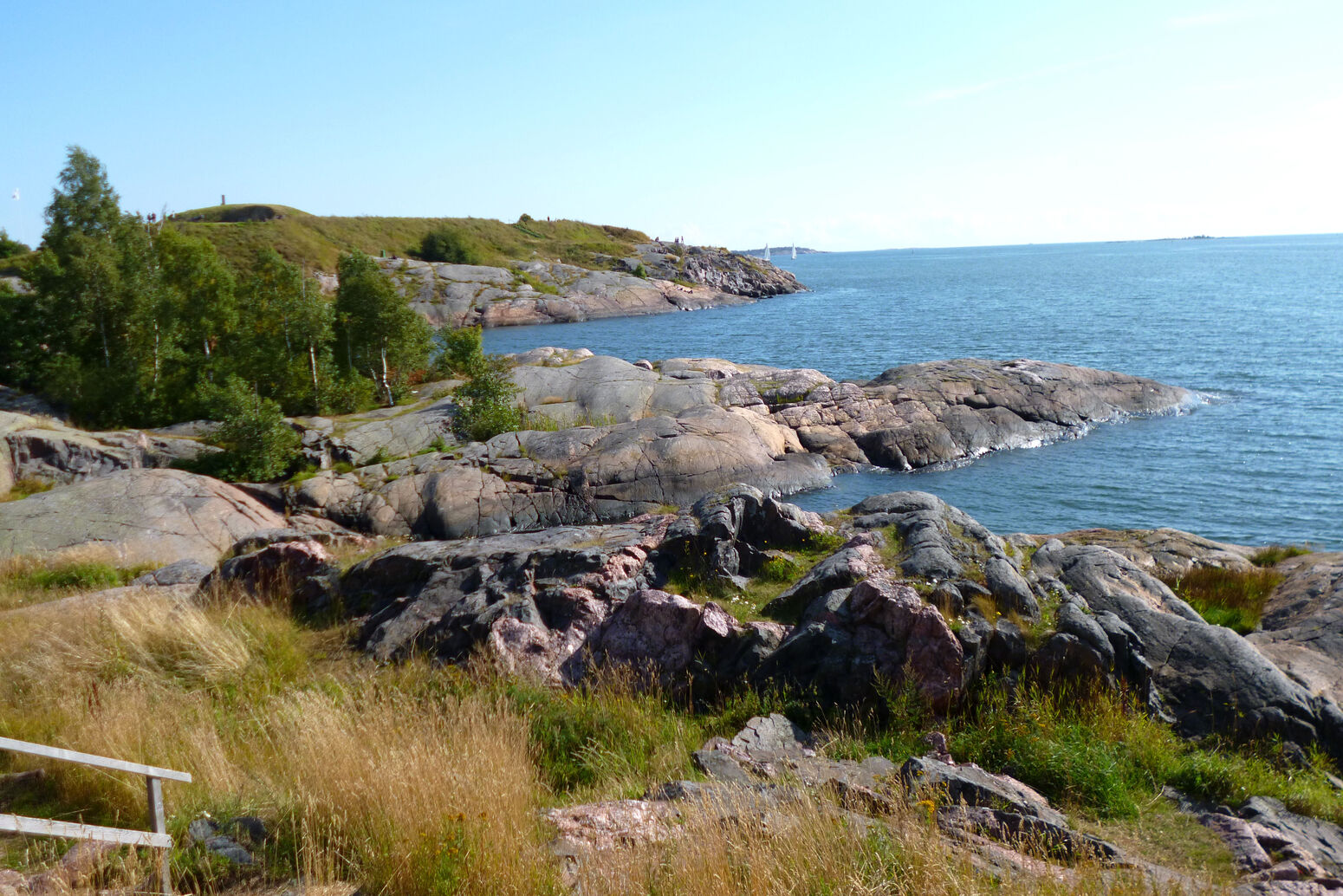 Mare Baltikum Reisen, Christine Salten, Andres Vainumäe, Individualreisen, Gruppenreisen, PKW-Rundreisen, Fahrradtouren, Naturbeobachtung, Vogelbeobachtung, Wanderreisen, Baltikum, Estland, Lettland, Litauen, Polen, Skandinavien, Schweden, Stockholm, Russland, St. Petersburg, Tallinn, Winterreisen, Finnland, Riga, Helsinki, Vilnius, Stockholm, Städtereise, Ostseekurzreisen, Norwegen, Hurtigruten, Oslo, Bergen, Ostseeurlaub, Kurische Nehrung, Memel, Klaipeda, Aktivreisen, Spezialveranstalter, Baltikum, Kaliningrader Gebiet, Königsberg, Strandurlaub, Ostseefähren, Kreuzfahrten Ostsee, Mare Baltikum, Tagesausflüge, Moorwanderung, Lappland, Skigebiet Ylläs, Flughafen Kittilä