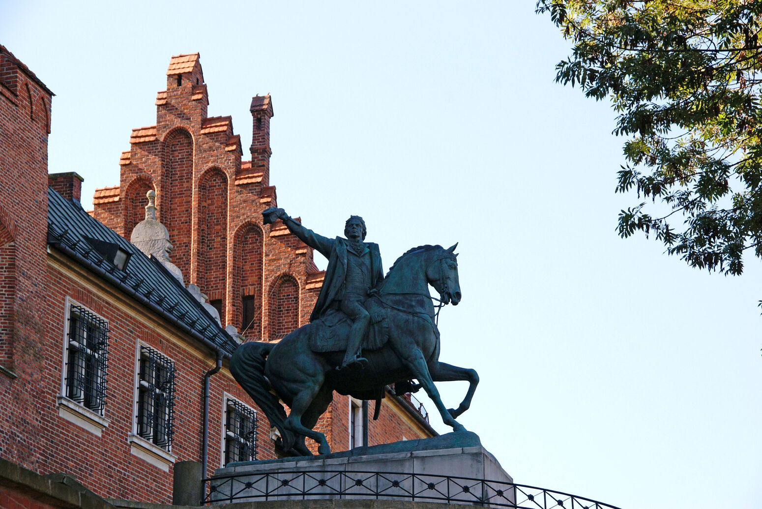 Mare Baltikum Reisen, estland, Lettland, Litauen, Polen, Tallinn, Riga, Vilnius, Warschau, Christine Salten, Andres Vainumäe, Individualreisen, Gruppenreisen, PKW-Rundreisen, Fahrradtouren, Naturbeobachtung, Vogelbeobachtung, Wanderreisen, Baltikum, Estland, Skandinavien, Schweden, Stockholm, Russland, St. Petersburg, Winterreisen, Finnland, Helsinki, Städtereise, Ostseekurzreisen, Norwegen, Hurtigruten, Oslo, Bergen, Ostseeurlaub, Kurische Nehrung, Memel, Klaipeda, Aktivreisen, Spezialveranstalter, Kaliningrader Gebiet, Königsberg, Strandurlaub, Ostseefähren, Kreuzfahrten Ostsee, Mare Baltikum, Tagesausflüge, Moorwanderung, Lappland, Skigebiet Ylläs, Flughafen Kittilä