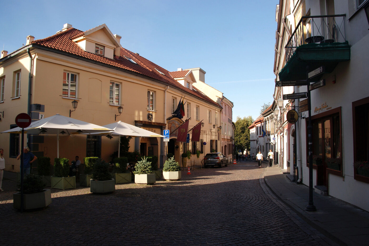 Mare Baltikum Reisen, estland, Lettland, Litauen, Polen, Tallinn, Riga, Vilnius, Warschau, Christine Salten, Andres Vainumäe, Individualreisen, Gruppenreisen, PKW-Rundreisen, Fahrradtouren, Naturbeobachtung, Vogelbeobachtung, Wanderreisen, Baltikum, Estland, Skandinavien, Schweden, Stockholm, Russland, St. Petersburg, Winterreisen, Finnland, Helsinki, Städtereise, Ostseekurzreisen, Norwegen, Hurtigruten, Oslo, Bergen, Ostseeurlaub, Kurische Nehrung, Memel, Klaipeda, Aktivreisen, Spezialveranstalter, Kaliningrader Gebiet, Königsberg, Strandurlaub, Ostseefähren, Kreuzfahrten Ostsee, Mare Baltikum, Tagesausflüge, Moorwanderung, Lappland, Skigebiet Ylläs, Flughafen Kittilä