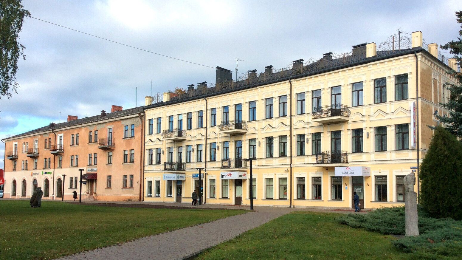 are Baltikum Reisen, Christine Salten, Andres Vainumäe, Individualreisen, Gruppenreisen, PKW-Rundreisen, Fahrradtouren, Naturbeobachtung, Vogelbeobachtung, Wanderreisen, Baltikum, Estland, Lettland, Litauen, Polen, Skandinavien, Schweden, Stockholm, Russland, St. Petersburg, Tallinn, Winterreisen, Finnland, Riga, Helsinki, Vilnius, Stockholm, Städtereise, Ostseekurzreisen, Norwegen, Hurtigruten, Oslo, Bergen, Ostseeurlaub, Kurische Nehrung, Memel, Klaipeda, Aktivreisen, Spezialveranstalter, Baltikum, Kaliningrader Gebiet, Königsberg, Strandurlaub, Ostseefähren, Kreuzfahrten Ostsee, Mare Baltikum, Tagesausflüge, Moorwanderung, Lappland, Skigebiet Ylläs, Flughafen Kittilä