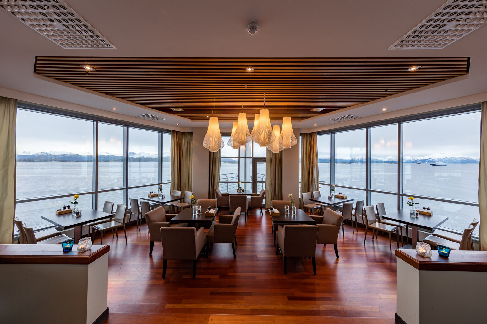 Hotel, Hotell, Molde, Norge, Restaurant, Scandic, Scandic Seilet, Scandic Seilet Molde, accomodation, norway, overnatting, room with a view, skybar, utsikt