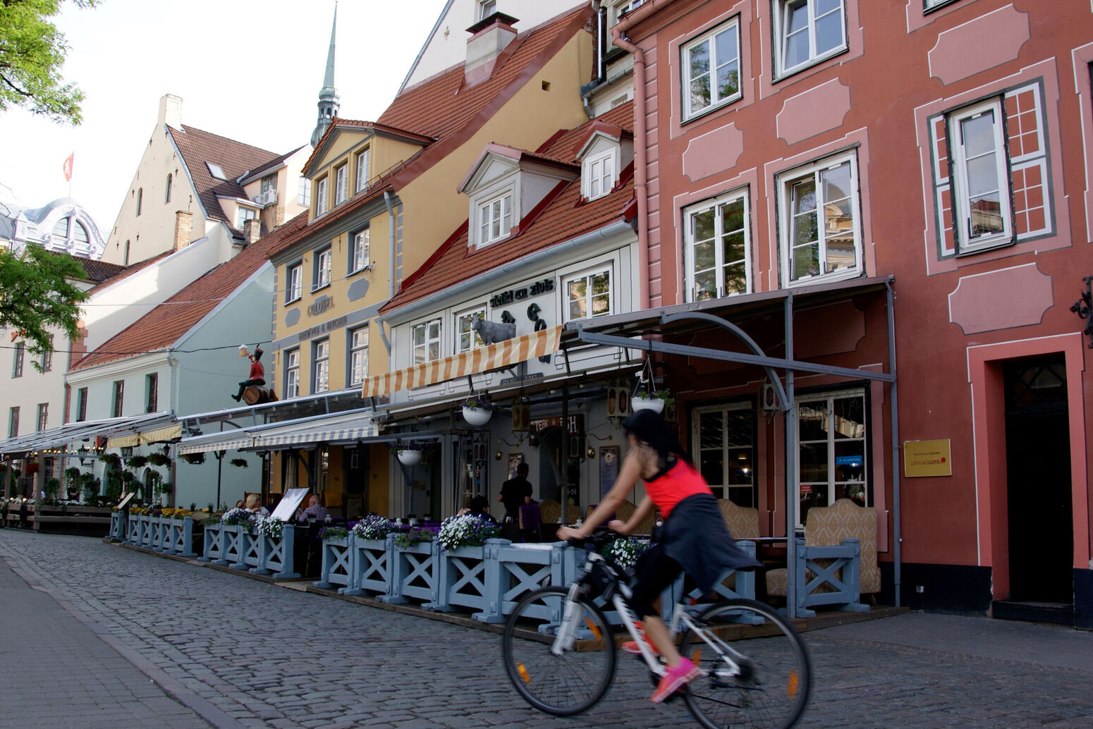 Mare Baltikum Reisen, Christine Salten, Andres Vainumäe, Individualreisen, Gruppenreisen, PKW-Rundreisen, Fahrradtouren, Naturbeobachtung, Vogelbeobachtung, Wanderreisen, Baltikum, Estland, Lettland, Litauen, Polen, Skandinavien, Schweden, Stockholm, Russland, St. Petersburg, Tallinn, Winterreisen, Finnland, Riga, Helsinki, Vilnius, Stockholm, Städtereise, Ostseekurzreisen, Norwegen, Hurtigruten, Oslo, Bergen, Ostseeurlaub, Kurische Nehrung, Memel, Klaipeda, Aktivreisen, Spezialveranstalter, Baltikum, Kaliningrader Gebiet, Königsberg, Strandurlaub, Ostseefähren, Kreuzfahrten Ostsee, Mare Baltikum, Tagesausflüge, Moorwanderung, Lappland, Skigebiet Ylläs, Flughafen Kittilä