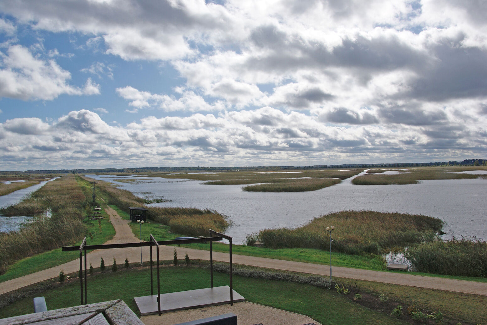 Mare Baltikum Reisen, estland, Lettland, Litauen, Polen, Tallinn, Riga, Vilnius, Warschau, Christine Salten, Andres Vainumäe, Individualreisen, Gruppenreisen, PKW-Rundreisen, Fahrradtouren, Naturbeobachtung, Vogelbeobachtung, Wanderreisen, Baltikum, Estland, Skandinavien, Schweden, Stockholm, Russland, St. Petersburg, Winterreisen, Finnland, Helsinki, Städtereise, Ostseekurzreisen, Norwegen, Hurtigruten, Oslo, Bergen, Ostseeurlaub, Kurische Nehrung, Memel, Klaipeda, Aktivreisen, Spezialveranstalter, Kaliningrader Gebiet, Königsberg, Strandurlaub, Ostseefähren, Kreuzfahrten Ostsee, Mare Baltikum, Tagesausflüge, Moorwanderung, Lappland, Skigebiet Ylläs, Flughafen Kittilä