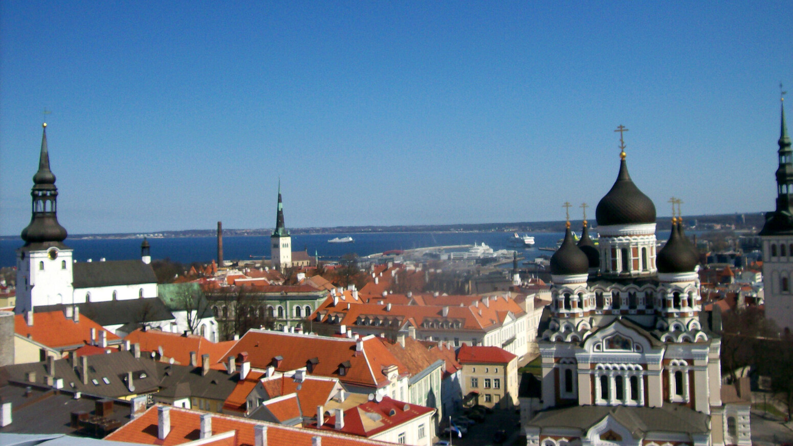 Mare Baltikum Reisen, Christine Salten, Andres Vainumäe, Individualreisen, Gruppenreisen, PKW-Rundreisen, Fahrradtouren, Naturbeobachtung, Vogelbeobachtung, Wanderreisen, Baltikum, Estland, Lettland, Litauen, Polen, Skandinavien, Schweden, Stockholm, Russland, St. Petersburg, Tallinn, Winterreisen, Finnland, Riga, Helsinki, Vilnius, Stockholm, Städtereise, Ostseekurzreisen, Norwegen, Hurtigruten, Oslo, Bergen, Ostseeurlaub, Kurische Nehrung, Memel, Klaipeda, Aktivreisen, Spezialveranstalter, Baltikum, Kaliningrader Gebiet, Königsberg, Strandurlaub, Ostseefähren, Kreuzfahrten Ostsee, Mare Baltikum, Tagesausflüge, Moorwanderung, Lappland, Skigebiet Ylläs, Flughafen Kittilä