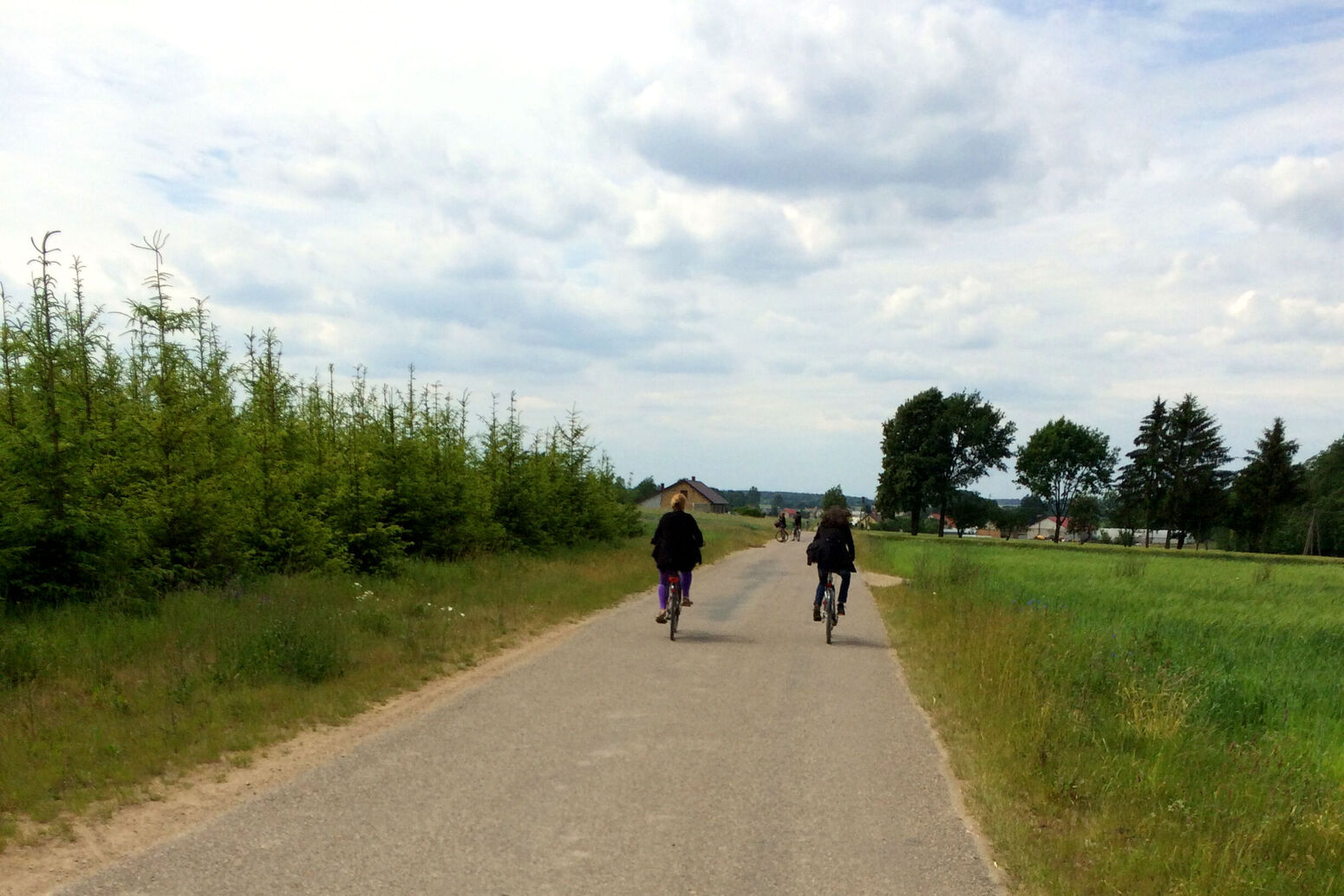 Mare Baltikum Reisen, Christine Salten, Andres Vainumäe, Individualreisen, Gruppenreisen, PKW-Rundreisen, Fahrradtouren, Naturbeobachtung, Vogelbeobachtung, Wanderreisen, Baltikum, Estland, Lettland, Litauen, Polen, Skandinavien, Schweden, Stockholm, Russland, St. Petersburg, Tallinn, Winterreisen, Finnland, Riga, Helsinki, Vilnius, Stockholm, Städtereise, Ostseekurzreisen, Norwegen, Hurtigruten, Oslo, Bergen, Ostseeurlaub, Kurische Nehrung, Memel, Klaipeda, Aktivreisen, Spezialveranstalter, Baltikum, Kaliningrader Gebiet, Königsberg, Strandurlaub, Ostseefähren, Kreuzfahrten Ostsee, Mare Baltikum, Tagesausflüge, Moorwanderung, Lappland, Skigebiet Ylläs, Flughafen Kittilä